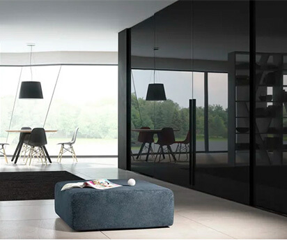 GleamGrain is a clear concrete building material. Tailored for the construction of building facades and interior walls, GleamGrain is an excellent alternative to concrete and glass, and seamlessly combines the advantages of these traditional materials